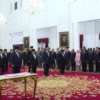 Pelantikan menteri dan wakil menteri di Kabinet Merah Putih, Senin (21/10/2024). (Tangkapan Layar Youtube / Sekretariat Presiden)