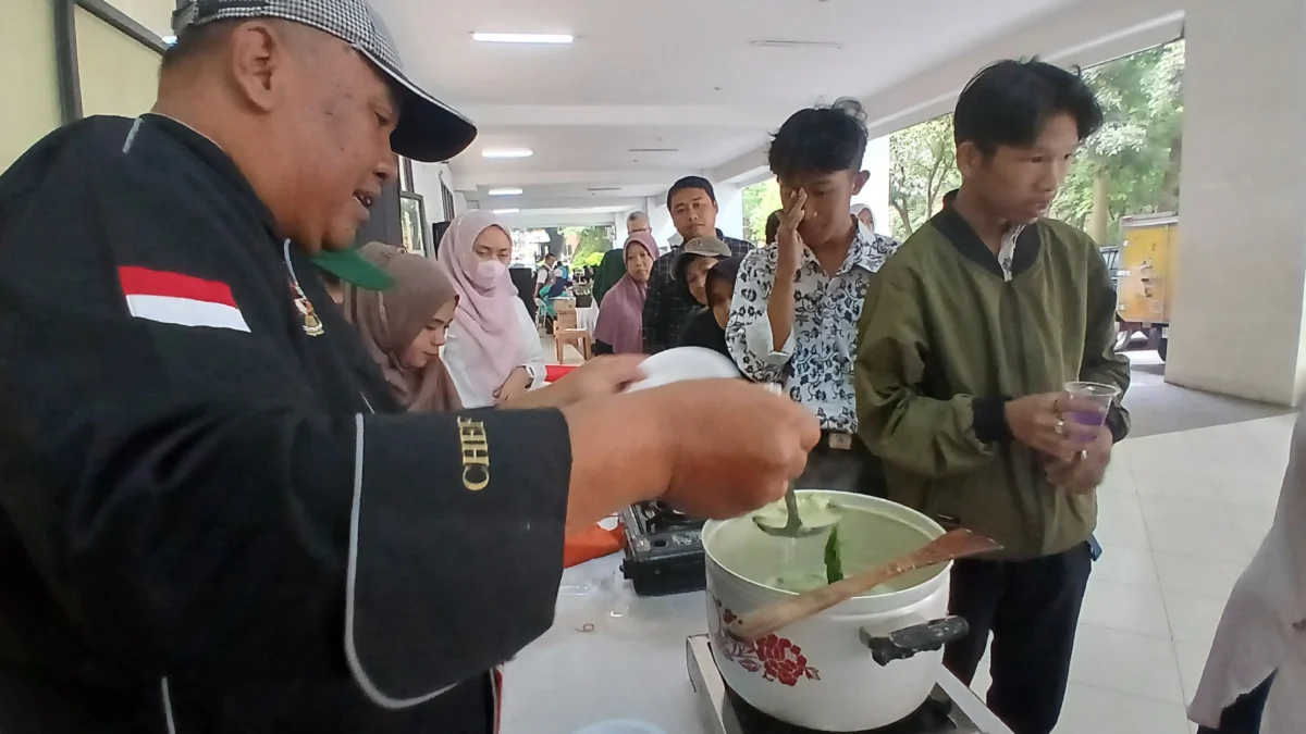 Lewat Sosialisasi B2SA, Dispangtan Cimahi Ajak Anak-Anak Konsumsi Pangan Bergizi Dispangtan Sosialisasikan Makanan Bergizi Gratis Berbahan Dasar Singkong di Pemkot Cimahi (mong)
