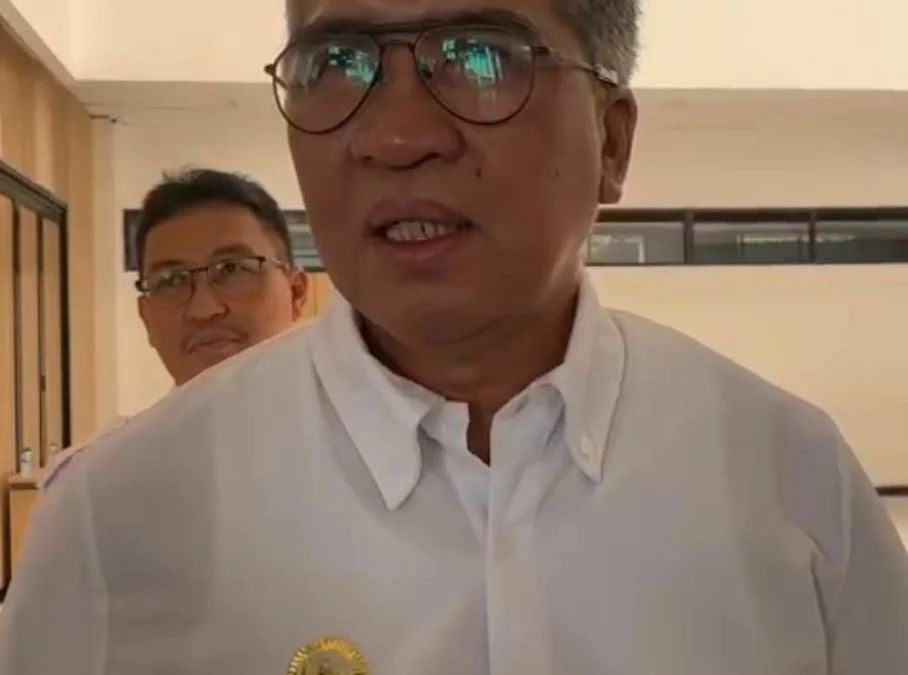 Upaya Pengurangan Sampah, Pj Wali Kota Cimahi Tekankan Peran Masyarakat dan TPST Upaya Pengurangan Sampah, Pj Wali Kota Cimahi Tekankan Peran Masyarakat dan TPST