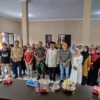 IJTI Galuh Raya dan KPU Kabupaten Ciamis mengumpulkam emak-emak Desa Cijulang. Mereka diberi pemahaman soal pelaksanaan Pilkada serentak tahun 2024. (Cecep Herdi/Jabar Ekspres)