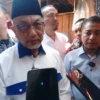 Calon Gubernur Jawa Barat nomor urut 3, Ahmad Syaikhu, (dikenal sebagai pasangan ASIH) didampingi oleh calon Wakil Bupati Sumedang nomor urut 1Ridwan Solichin.