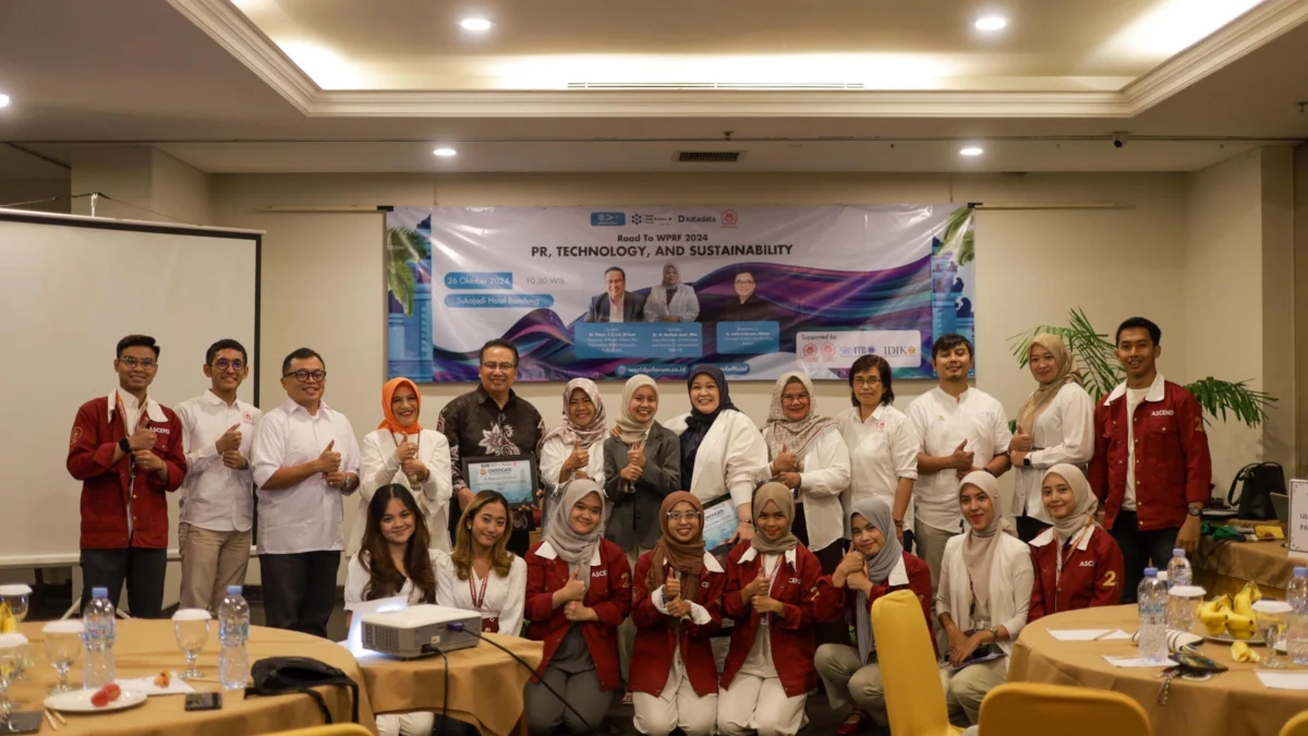 Badan Pengurus Cabang Perhumas Bandung bersama Perhumas Muda Bandung Gelar Road to WPRF 2024 dengan Tema "PR, Technology, and Sustainability” Badan Pengurus Cabang Perhumas Bandung bersama Perhumas Muda Bandung Gelar Road to WPRF 2024 dengan Tema "PR, Technology, and Sustainability”