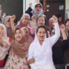 Calon Wakil Wali Kota Bogor, Nomor Urut 1, Melli Darsa (Kemeja Putih). (Yudha Prananda / Jabar Ekspres)
