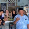 Bambang Hidayah (dua kanan) dan Dani Danial Muhklis (kanan) optimis bisa memulihkan keuangan daerah jika terpilih menjadi Wali Kota dan Wakil Wali Kota Banjar lima tahun mendatang. (Cecep Herdi/Jabar Ekspres)
