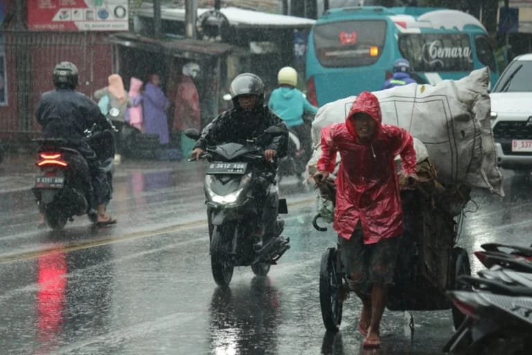 Ist. Curah hujan di Jabar saat ini masih rendah. Dok Jabar Ekspres.