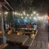 Cafe Unik di Tengah Hutan Bandung ini Cocok untuk Santai di Akhir Pekan