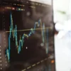 Ilustrasi Aplikasi Investasi Aman untuk Pemula Terdaftar di OJK/ Pexels/ energepic.com