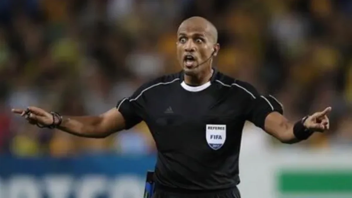Wasit Ahmed Al Kaf Buyarkan Kemenangan Timnas Indonesia Atas Bahrain, PSSI Kirim Surat Protes ke FIFA Wasit Ahmed Al Kaf jadi sorotan di laga Timnas Indonesia vs Bahrain/Instagram/Ahmedalkaf/