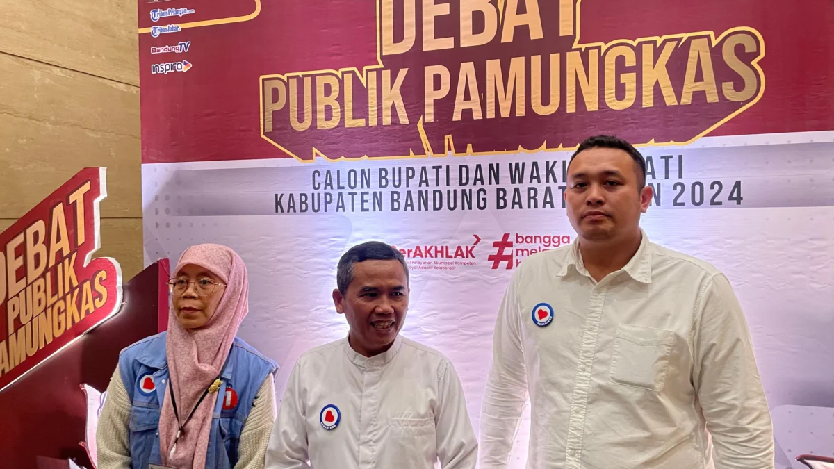 Paslon nomor urut 1, Didik Agus Triwiyono dan Gilang Dirga. Senin (18/11). Dok Jabar Ekspres