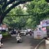 Potret proyek galian kabel yang kini banyak ditemukan di Kota Bandung (Sadam Husen / Jabar Ekspres)