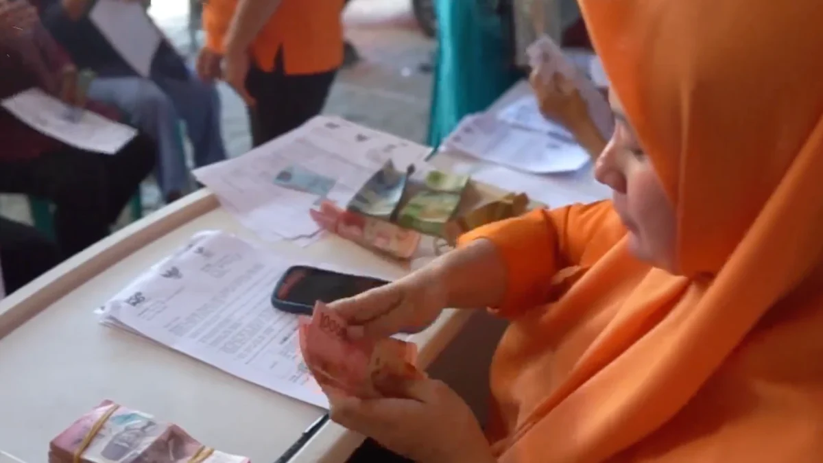 Cek NIK KTP! Bansos PKH dan BPNT Bulan Mei 2025 Cair ke Penerima Hari ini?