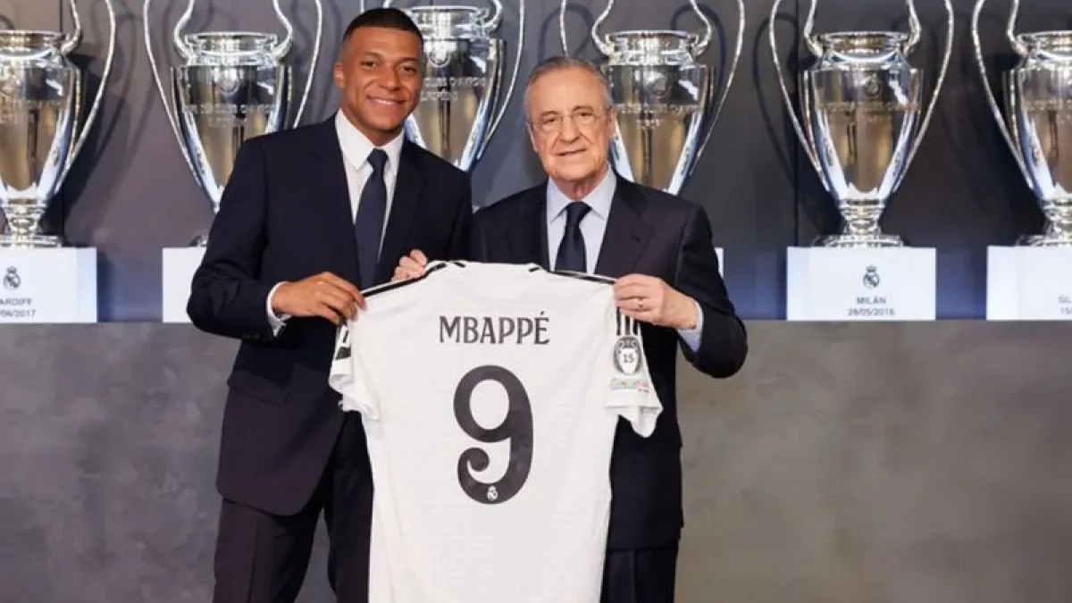 Penampilan Mbappe Kurang Meyakinkan, Real Madrid Diam-Diam Rekrut Pemain Baru Kylian Mbappe saat diperkenalkan oleh Real Madrid . (foto/ANTARA)