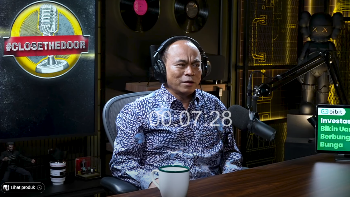 Budi Arie Setiadi ungkap akun Fufufafa dalam podcast Close The Door. Ia mengaku sudah mengetahui sosok di balik akun tersebut, yang pasti bukan Mas Gibran.