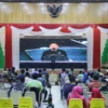 Penjabat Sementara (Pjs) Bupati Bandung, Dikky Achmad Sidik saat menggelar rakor terkait upaya penurunan angka stunting di Gedung Moh Toha Pemkab Bandung, Soreang. Foto Istimewa