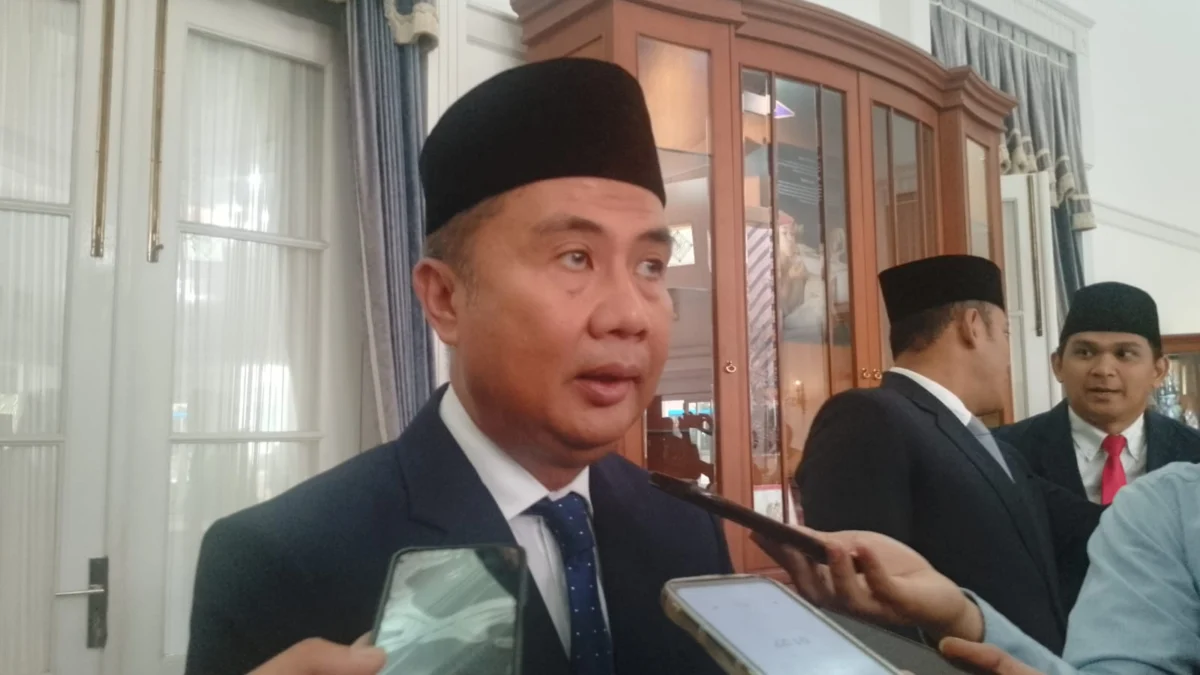 Jelang Pilkada Serentak, Bey Machmudin Akan Kumpulkan Bupati/Wali Kota se-Jabar Dok. Pj Gubernur Jabar, Bey Triadi Machmudin. Foto. Sandi Nugraha.
