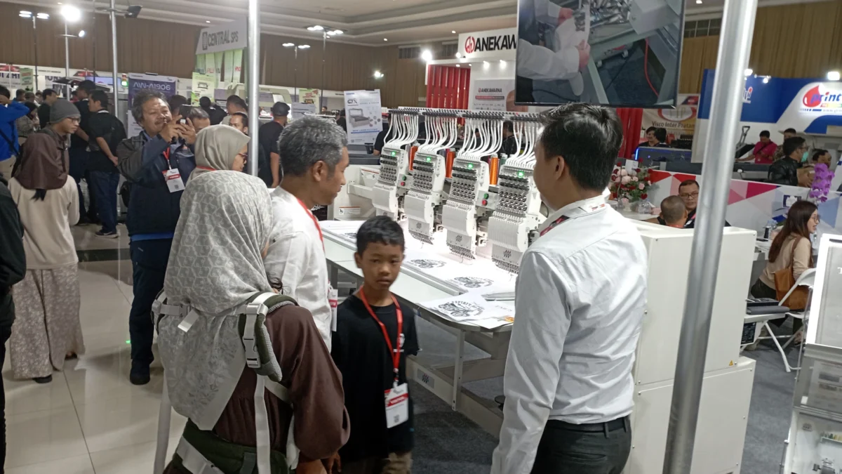 IAPE 2024 Kembali Meriahkan Bandung, Siapkan Diri untuk Pameran Hingga 9 November! IAPE 2024 Kembali Meriahkan Bandung, Siapkan Diri untuk Pameran Hingga 9 November!