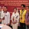 Pasangan Calon Wali Kota dan Wakil Wali Kota Bogor, Nomor Urut 1, Sendi Fardiansyah dan Melli Darsa beserta jajaran partai koalisi. (Yudha Prananda / Jabar Ekspres)