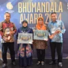 Pemkot Banjar saat menerima penghargaan Bhumandala Award 2024 dari Badan Informasi Geospasial di Jakarta, belum lama ini. (Istimewa)