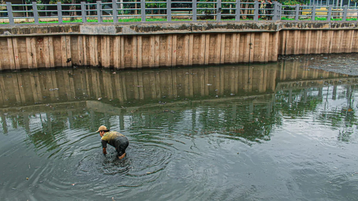 BELUM BEHASIL: Kolam retensi di kawasan Pasar Induk Gedebage, Sub 2 Sektor 22 Sungai Citarum Harum. Pemkot tetap berupaya akan bangun kolam retensi atasi banjir di kawasan tersebut. (Dok. Jabar Ekspres)