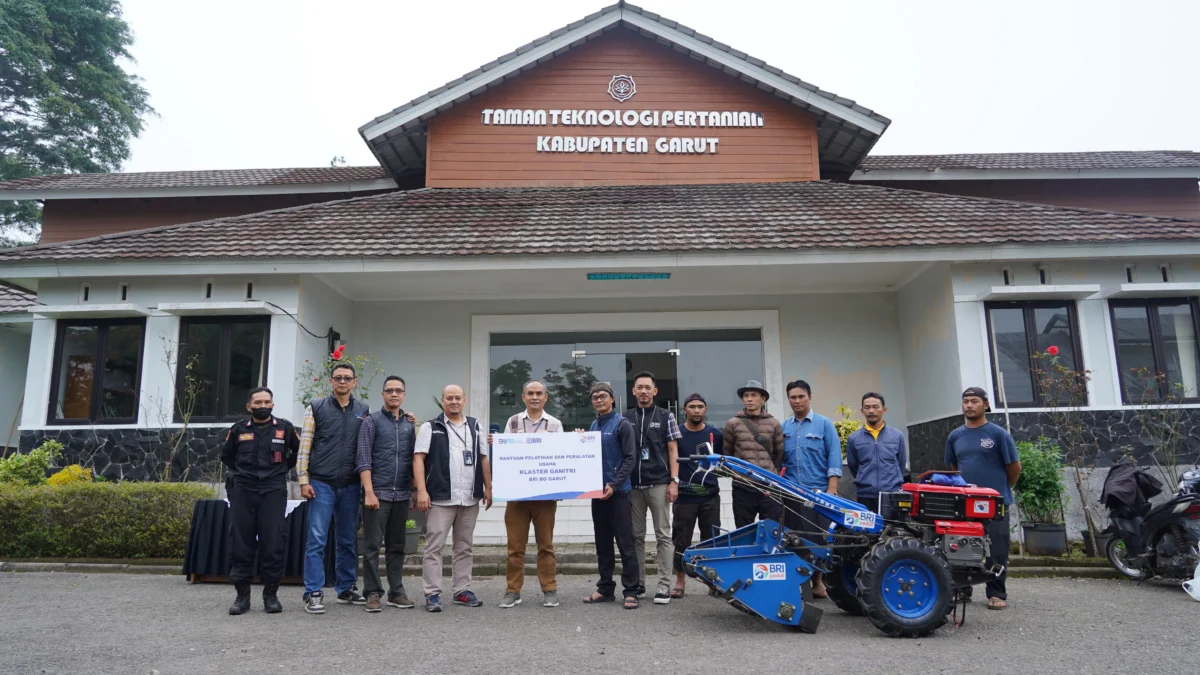 BRI Regional Office Bandung Salurkan Bantuan untuk Klaster Unggulan Hortikultura di Kabupaten Bandung dan Garut BRI Regional Office Bandung Salurkan Bantuan untuk Klaster Unggulan Hortikultura di Kabupaten Bandung dan Garut