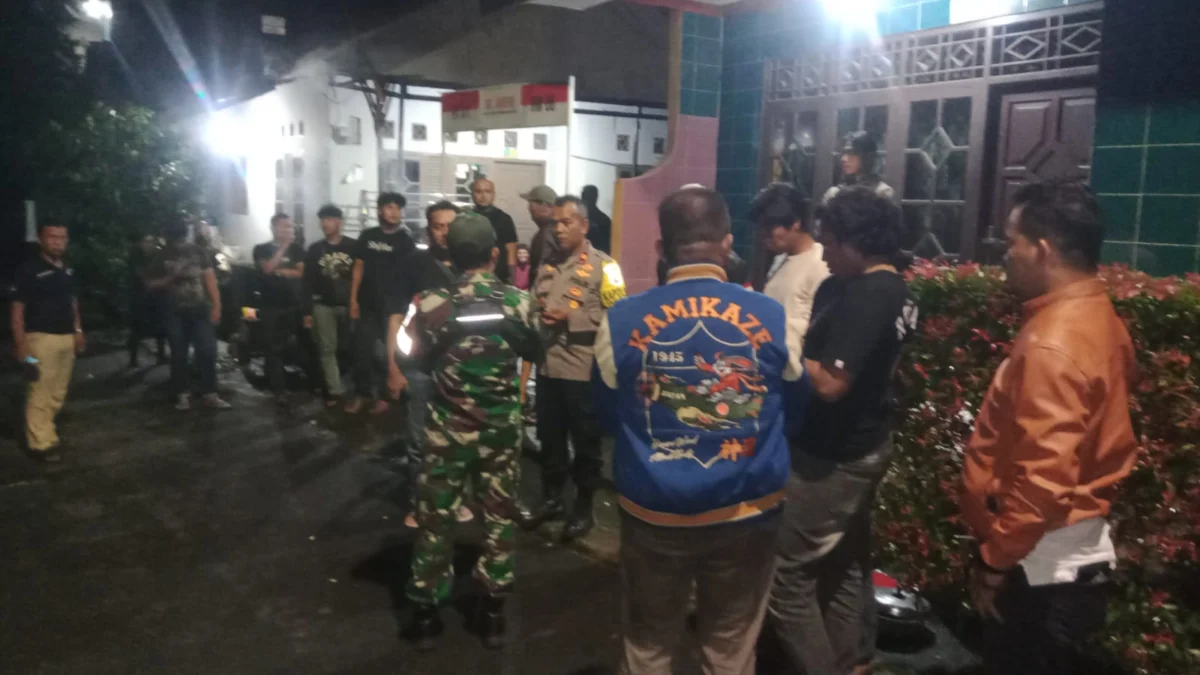 Granat Aktif di Poskamling Gegerkan Warga Desa Sukajadi Bogor Warga Desa Sukajadi Bogor temukan granat aktif di Poskamling