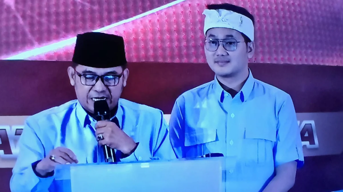 Bilal-Janji Optimalisasi Pajak dan Pariwisata untuk Tingkatkan PAD Cimahi, Aditya Kritik PBB yang 'Mencekik' Pasangan Calon Wali Kota dan Wakil Wali Kota Nomor Urut 2, Ngatiyana dan Adithia Yudhistira saat Debat Pamungkas Pilkada Cinahi 2024 (mong)