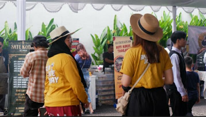 De Braga by ARTOTEL bersama SunBite Sunday, Hadirkan Pengalaman Kuliner Brand Lokal Terpilih dengan Konsep Eco Friendly Setelah sukses menghadirkan lebih dari 4.050 pengunjung dalam acara sebelumnya di Kiara Artha Park