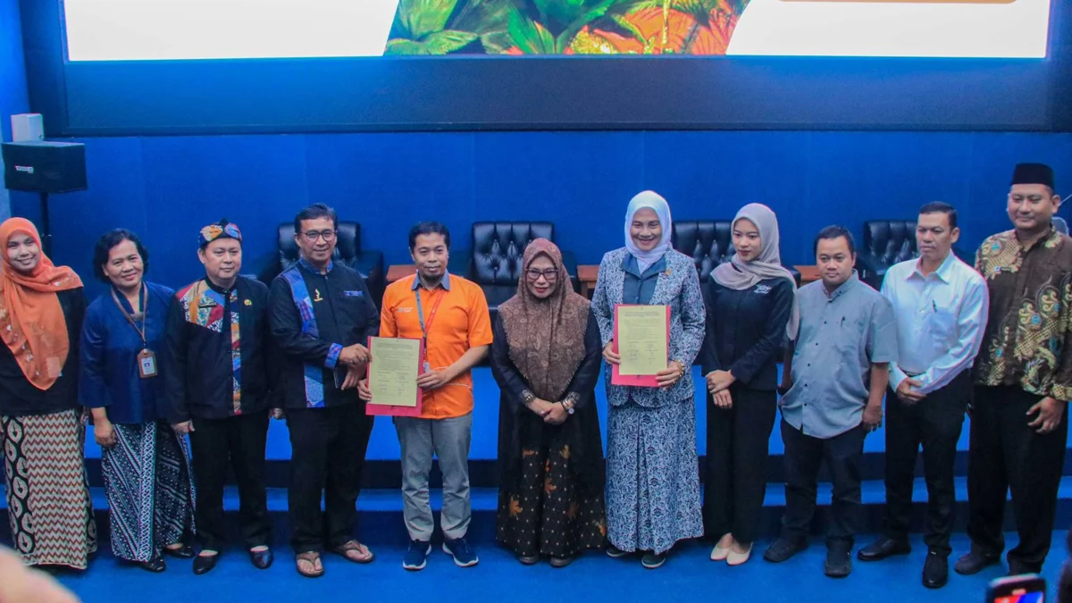 Tunjukkan Komitmen, Pemkot Bogor Launching Kick Off Bantuan untuk Baduta Stunting Jajaran Pemkot Bogor saat melakukan Kick Off bantuan untuk Baduta Stunting, Kamis (28/11). (Yudha Prananda / Jabar Ekspres)