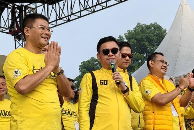 Jadi Ajang Konsolidasi, HUT Golkar Ke- 60 di Saparua Meriah! Jadi Ajang Konsolidasi, HUT Golkar Ke- 60 di Saparua Meriah!