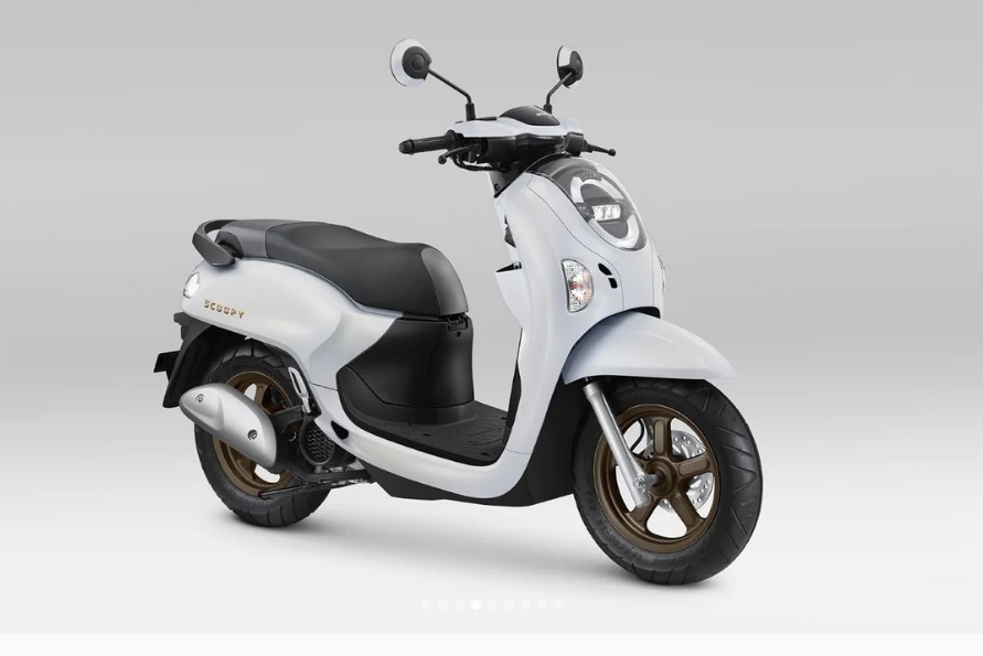 New Honda Scoopy 2024 Pakai Cover di Setang, Tampilan Makin Lucu New Honda Scoopy 2024 Pakai Cover di Setang, Tampilan Makin Lucu