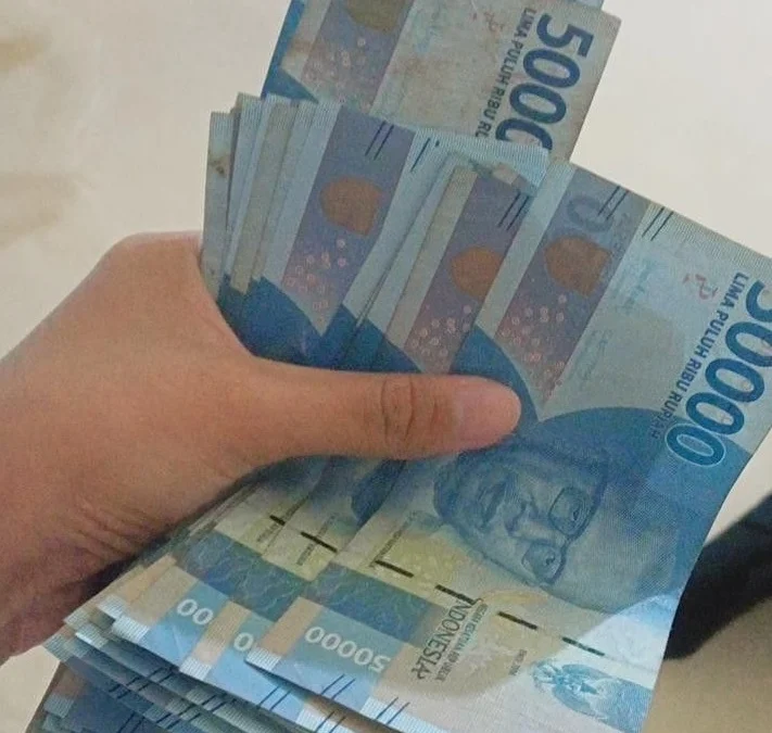 Berikut ini adalah review jujur soal aplikasi penghasil uang terbaru di 2024. Aplikasi yang telah terbukti membayar pengguna dengan mudah.