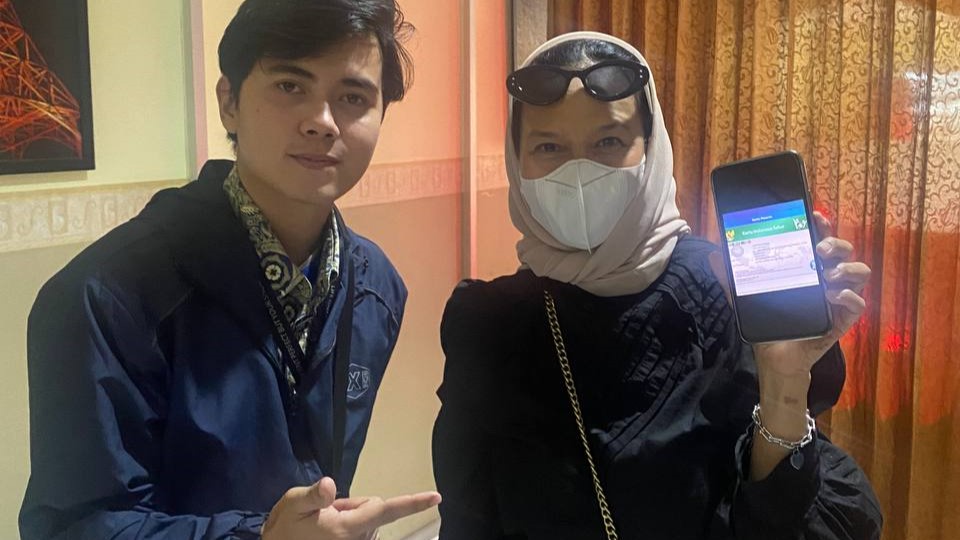 Mobile JKN Bantu Mudahkan Nita Mengambil Antrean Secara Online Mobile JKN Bantu Mudahkan Nita Mengambil Antrean Secara Online