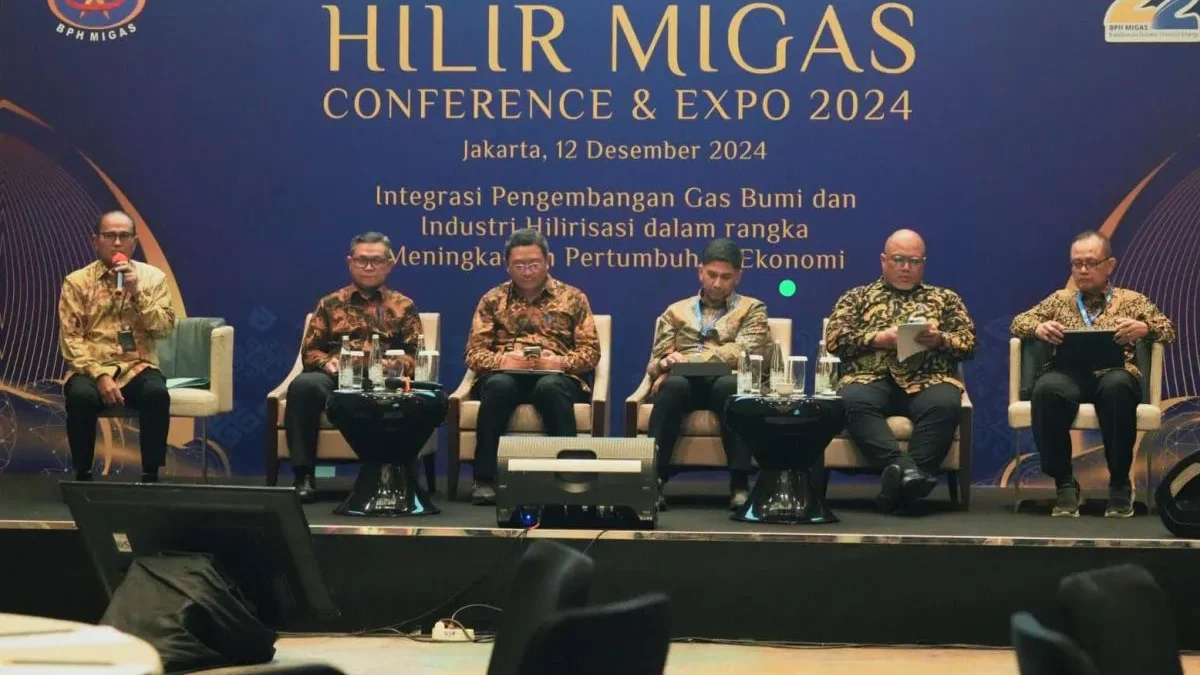 Pemerintah Pastikan Pasokan Gas Penuhi Kebutuhan Hilirisasi Diskusi panel tentang gas bumi sebagai bagian dari rangkaian acara Hilir Migas Conference & Expo 2024 sekaligus BPH Migas Awards 2024, yang diselenggarakan BPH Migas di Jakarta, Kamis (12/12/2024). ANTARA/HO-BPH Migas
