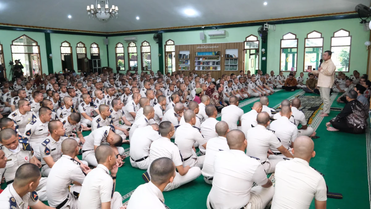 Menteri Agraria dan Tata Ruang/Kepala Badan Pertanahan Nasional (ATR/BPN), Nusron Wahid saat meninjau kampus Sekolah Tinggi Pertanahan Nasional (STPN)