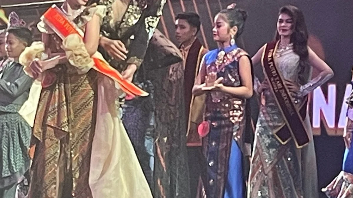 Sehzade Syafiqa Hafizah (11) saat Menyabet Gelar Juara Persahabatan dalam Ajang Putra Putri Tari Cilik Indonesia (PPTCI) di Jakarta (ist)