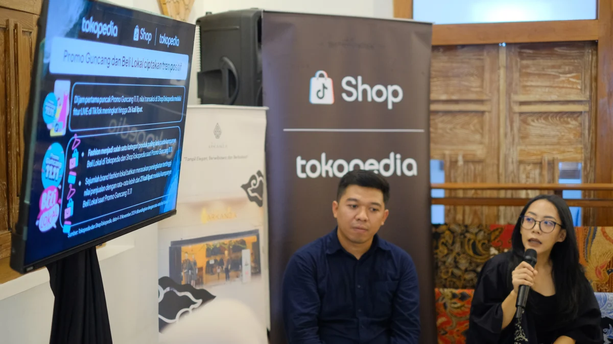 Mengintip Tren Belanja Online Produk Fashion