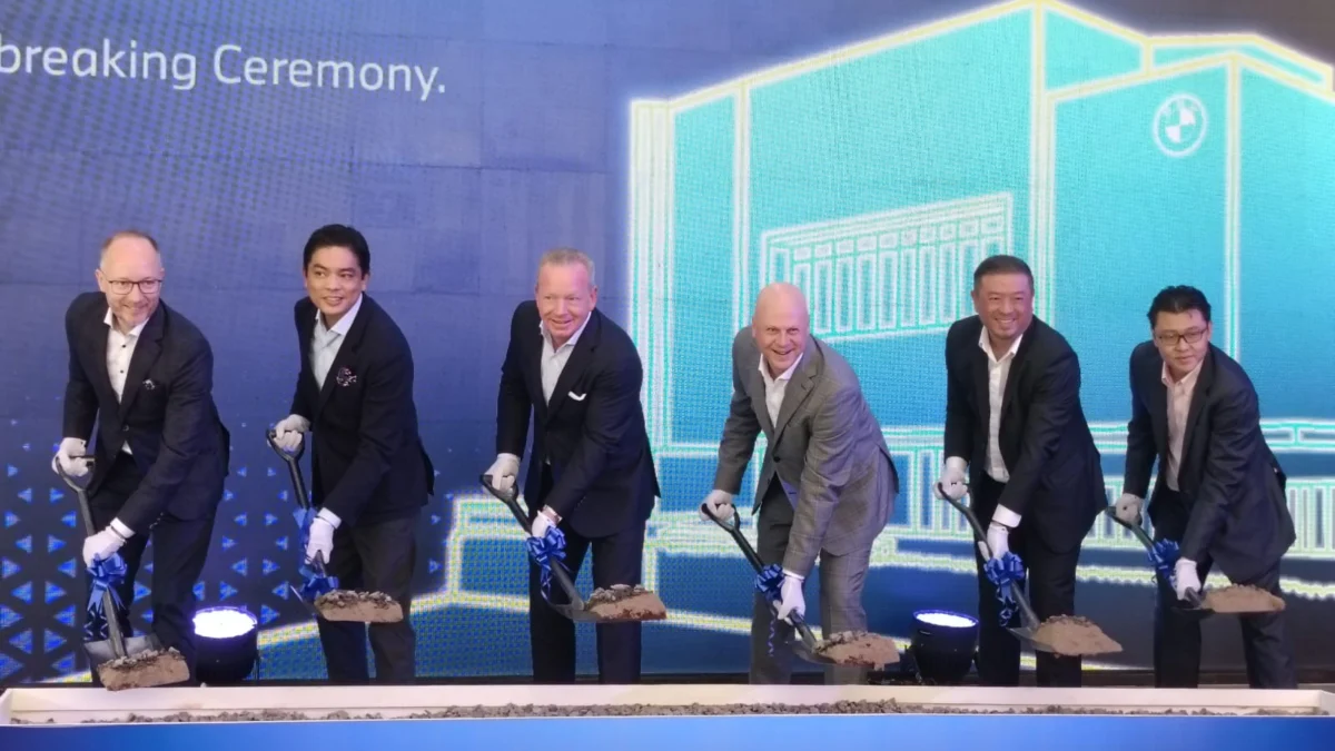 BMW Indonesia Bangun Showroom Ikonik di Sentul dengan Investasi Rp80 Miliar BMW Indonesia Bangun Showroom Ikonik di Sentul City, Kabupaten Bogor