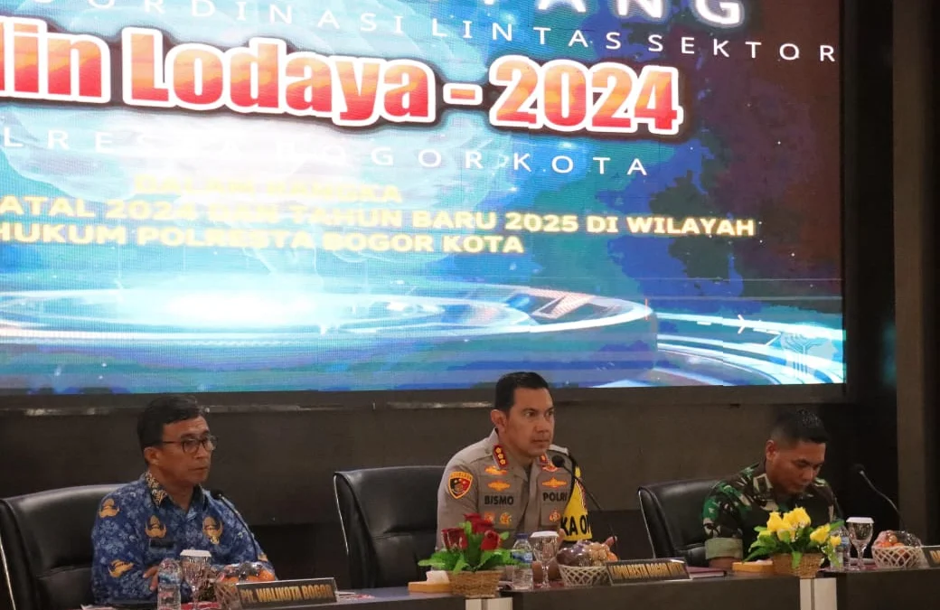 Kapolresta Bogor Kota, Kombes Bismo Teguh Prakoso saat memimpin rapat koordinasi bersama lintas sektoral, Kamis (19/12). (Yudha Prananda / Jabar Ekspres)