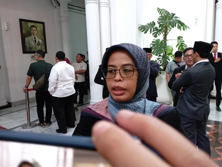 DKPP Berhentikan Ketua KPU Jabar, Ini Penyebabnya! Dok. Ketua KPU Jabar, Ummi Wahyuni. Foto Sandi Nugraha.
