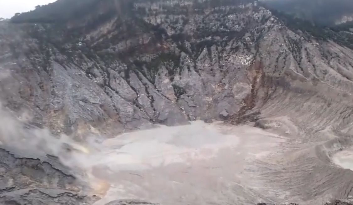 Badan Geologi Ingatkan Risiko Erupsi Freatik di Gunung Tangkuban Parahu saat Musim Penghujan Ilustrasi Gunung Tangkuban Parahu. Dok instagram (twa_tangkubanparahu)