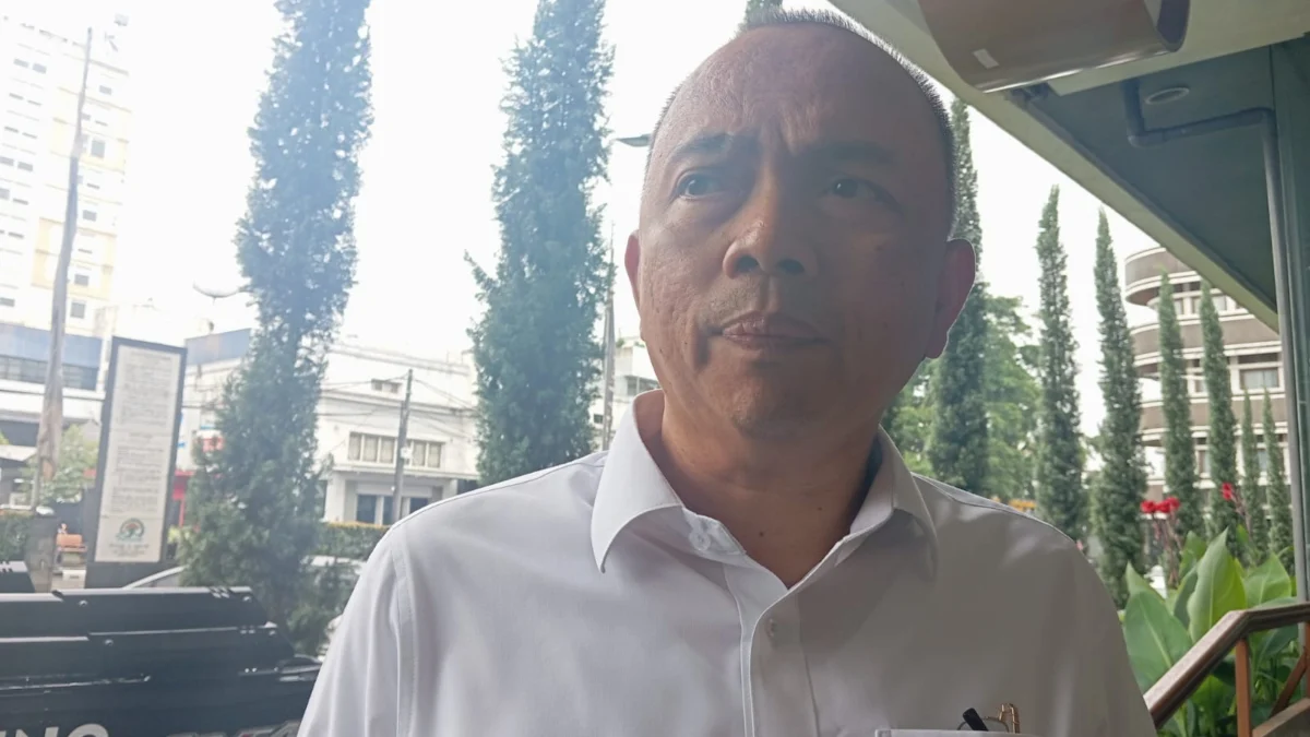 Jelang Nataru 2024, Pemkot Bandung Minta Kesiapan Lalu Lintas dan Percepat Proyek Galian Pj Wali Kota Bandung, A Koswara Hanafi. (Nizar/Jabar Ekspres)