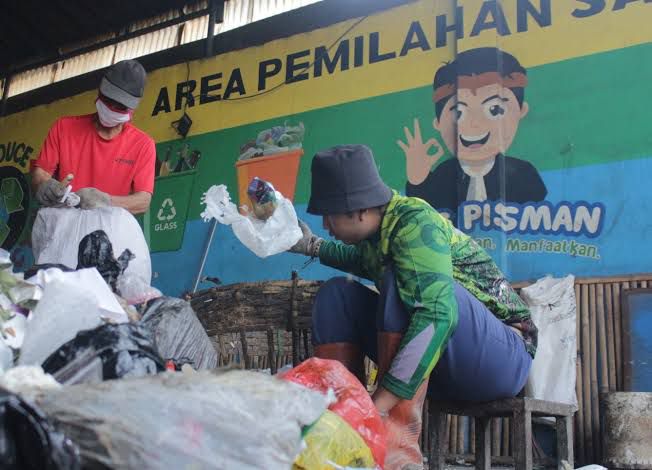 Foto ilustrasi pengolahan sampah di Kota Bandung (Dok. Jabar Ekspres)