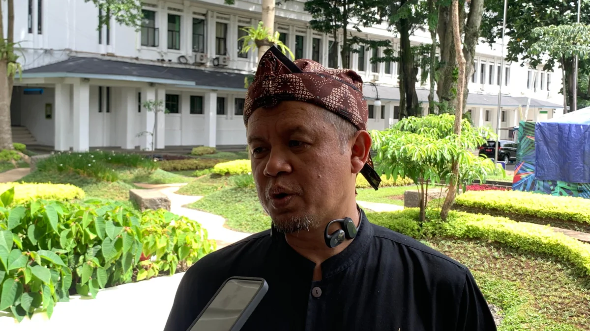 Kepala Dinkes Kota Bandung, Anhar Hadian (Sadam Husen / JE)