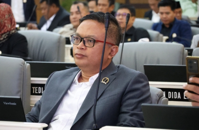 Ketua Fraksi PPP DPRD Jawa Barat Zaini Shofari