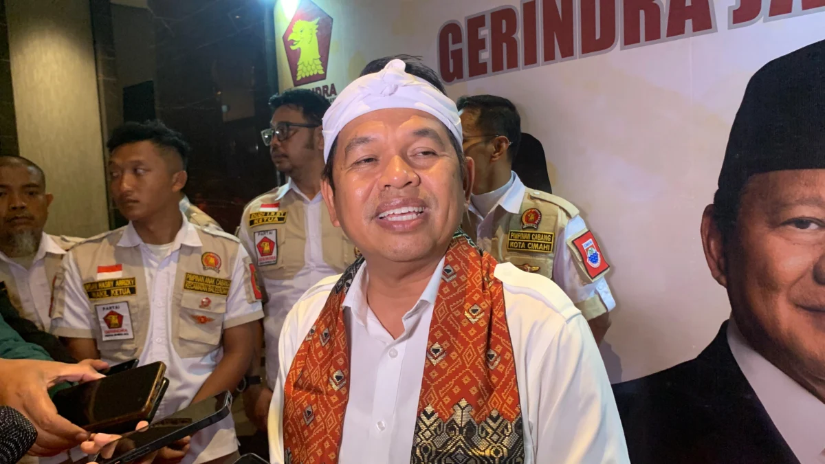 Gubernur Jabar terpilih, Dedi Mulyadi saat menghadiri silaturahmi Gerindra Jawa Barat di Hotel Pullman, Senin (23/12)
