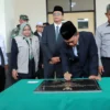 Telan Anggaran Rp28 Miliar, RSUD Pacira Siap Beroperasi pada Maret 2025 Bupati Bandung Dadang Supriatna saat meresmikan RSUD Pacira yang menelan Anggaran Rp28 Miliar, dan Siap Beroperasi pada Maret 2025. Foto Istimewa