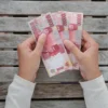 Estimasi UMK 2025 di Jabar Jika Naik 6,5 Persen
