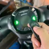 Cara Mengaktifkan Anti Theft Alarm pada Motor Scoopy
