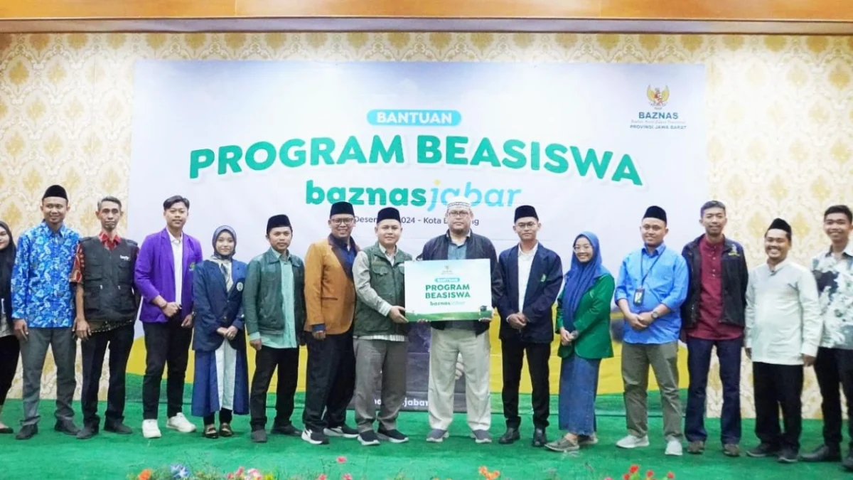 Ratusan Mahasiswa dapat Beasiswa dari Baznas Jabar