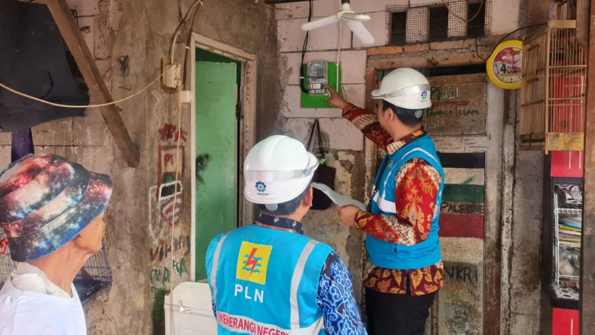 Meningkat 2 Kali Lipat: Lebih dari 2000 Pelanggan di Jabar Peroleh Bantuan Biaya Penyambungan Listrik Dari Light Up The Dream PLN Meningkat 2 Kali Lipat: Lebih dari 2000 Pelanggan di Jabar Peroleh Bantuan Biaya Penyambungan Listrik Dari Light Up The Dream PLN